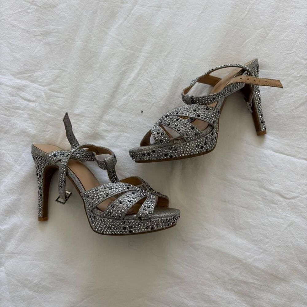 Thalia-sodi Women's Silver and Grey Sandals
